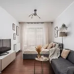 Komfortowy Apartament Z Balkonem